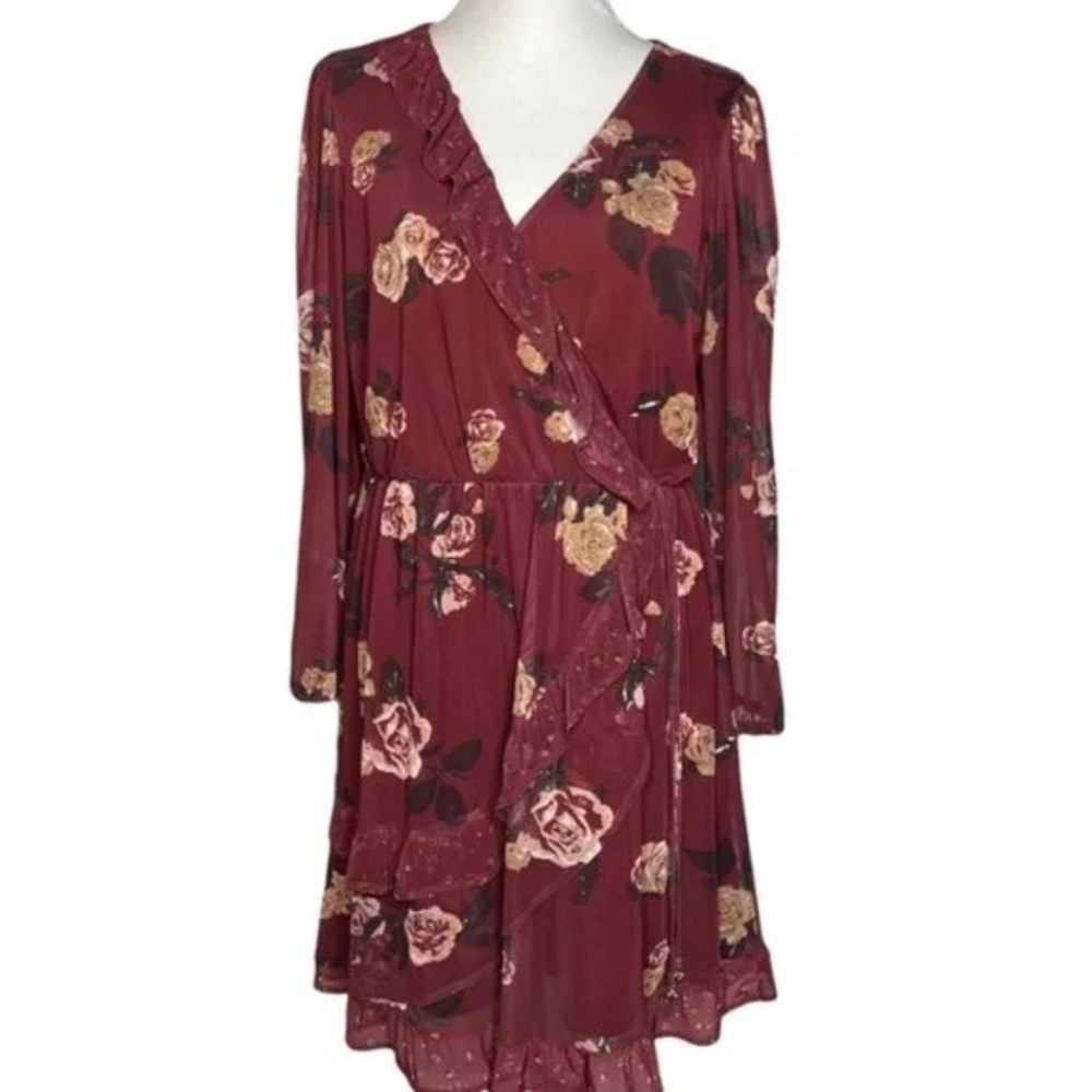 Women Burgandy Floral Casual Dress, Size: Large